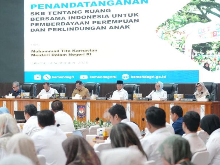 Kabar Hangat: Kendalikan Inflasi, Mendagri Tito Minta Pemda Waspadai Kenaikan Harga Ayam, Telur, dan Beras